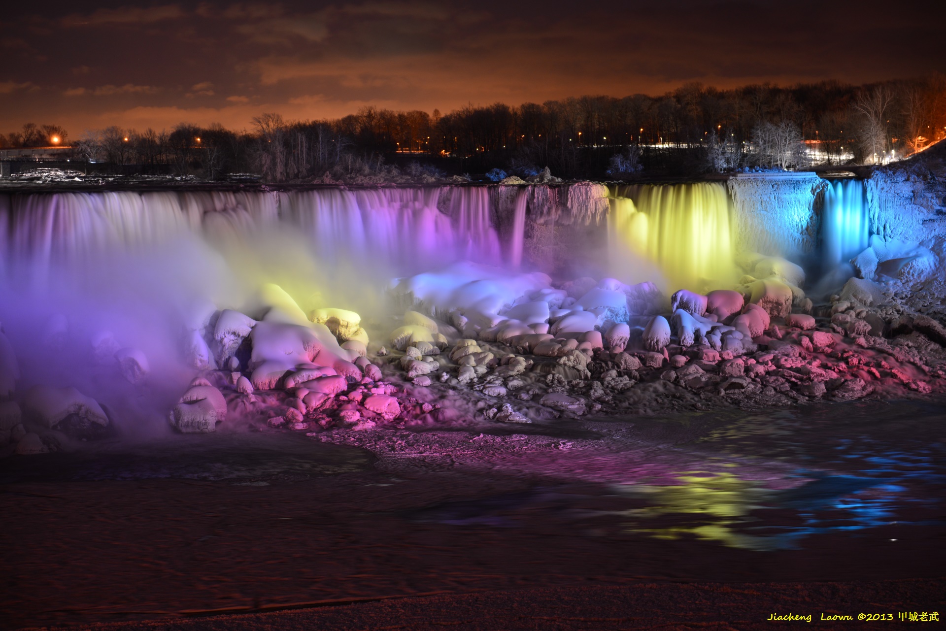 Niagra Falls Rainbow Bridge 