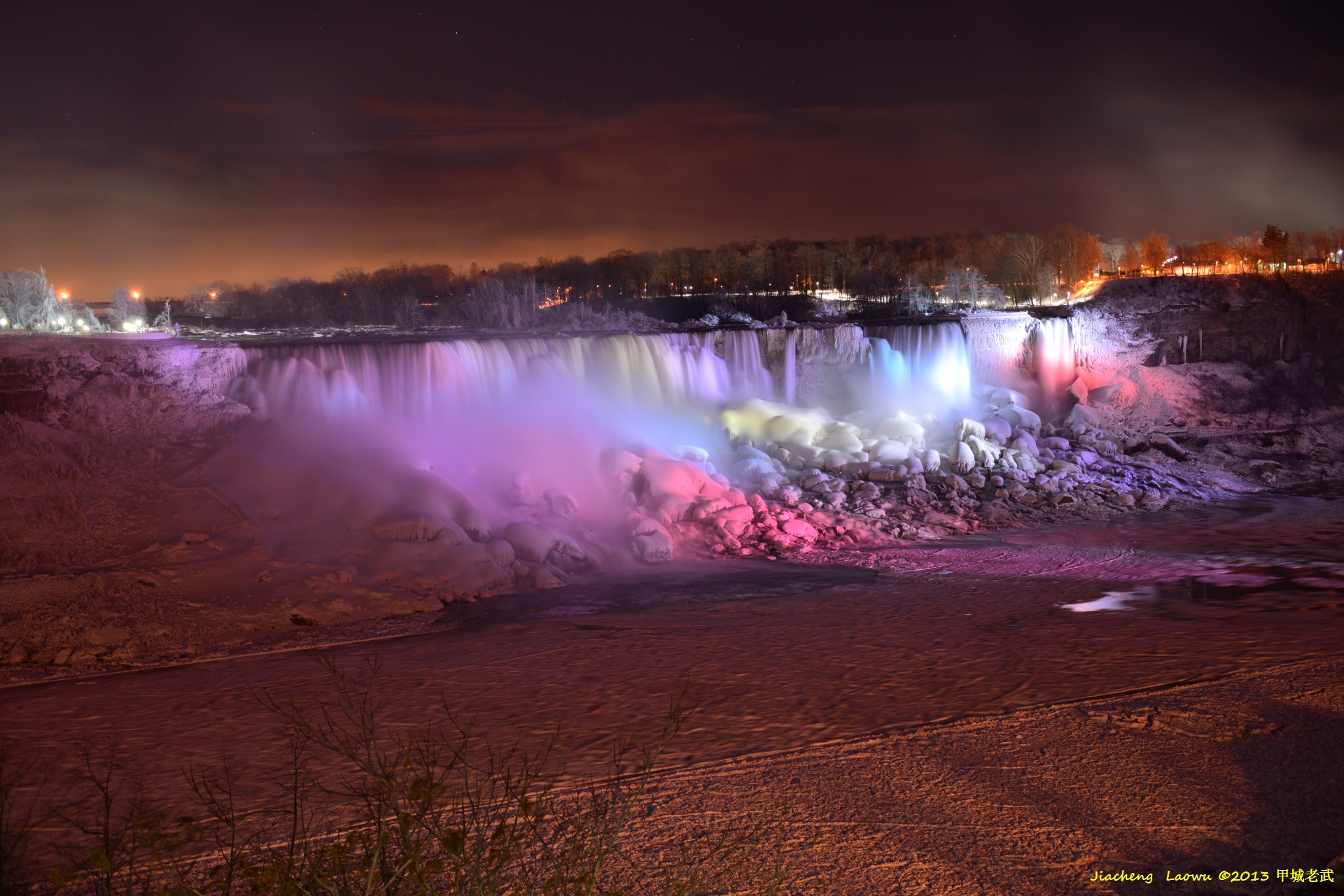 Niagra Falls Rainbow Bridge 